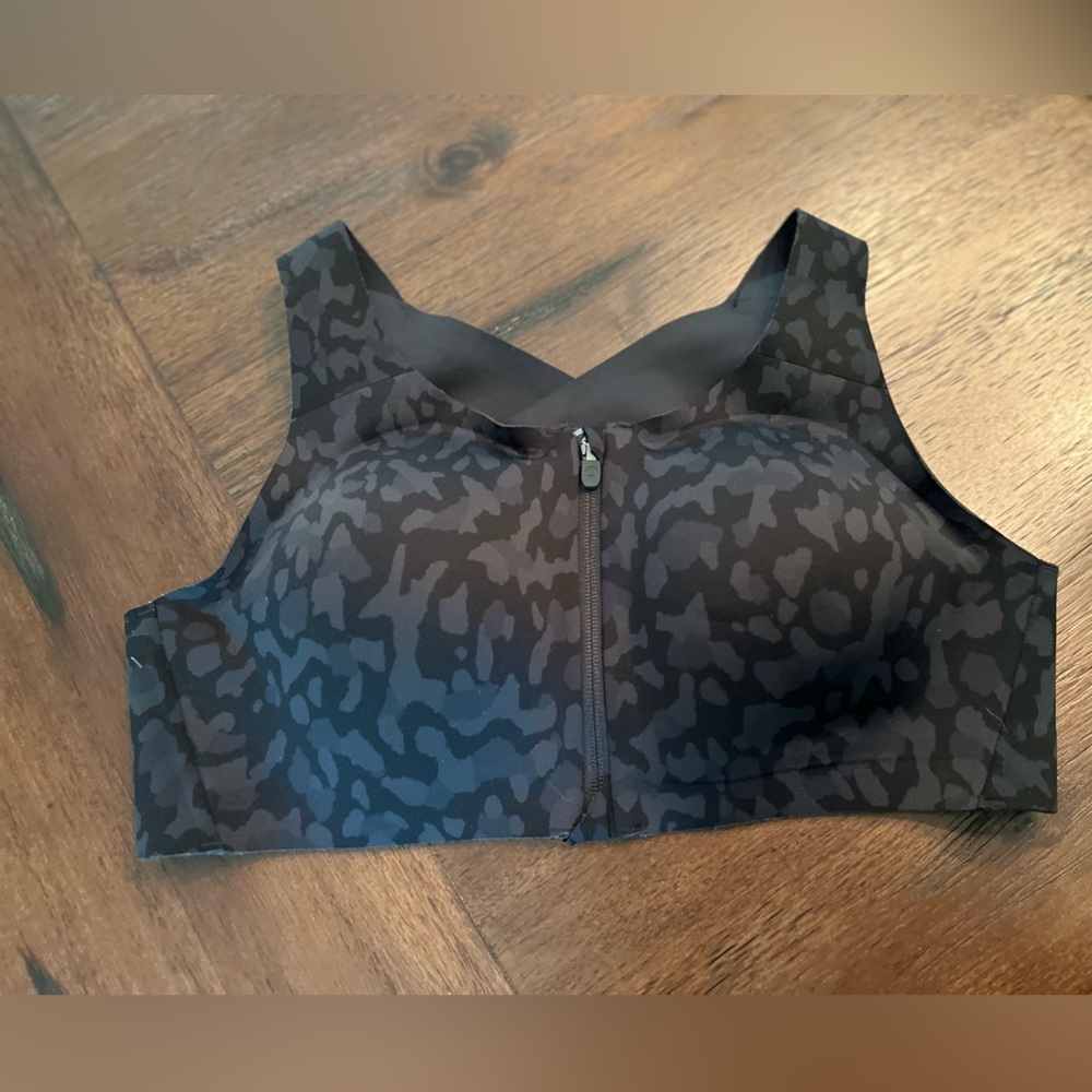 Lululemon Women's Black Patterned Sports Bra 38C High Impact Running